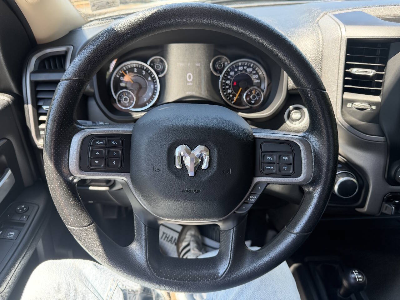 Used 2019 RAM 3500 Tradesman w/ Chrome Appearance Group AWD/4WD image 15