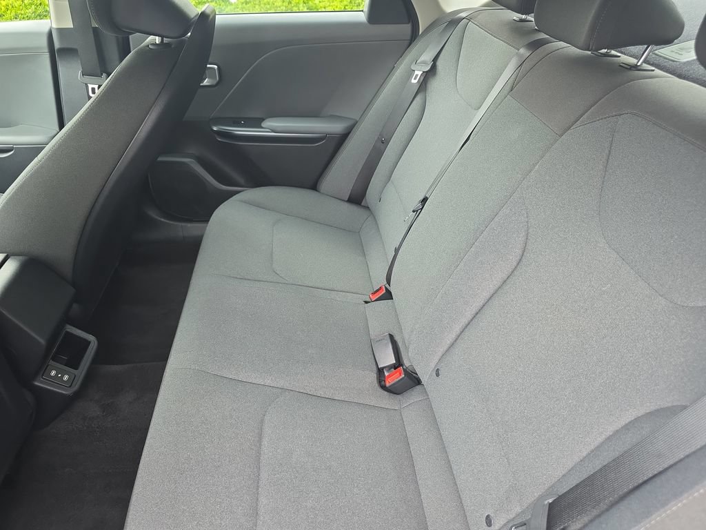 Used 2025 Kia K4 FWD image 20