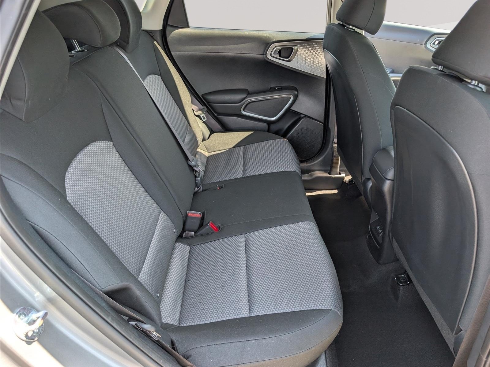 Used 2024 Kia Soul S FWD image 12
