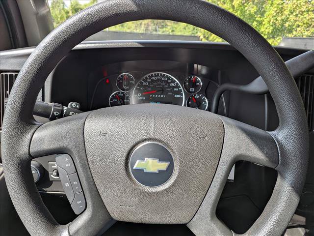 Used 2023 Chevrolet Express 2500 w/ Driver Convenience Package RWD image 27