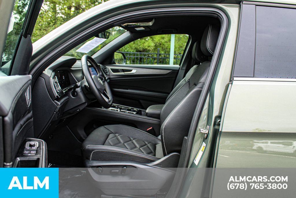 Used 2026 Volkswagen Atlas Cross Sport SE FWD image 16