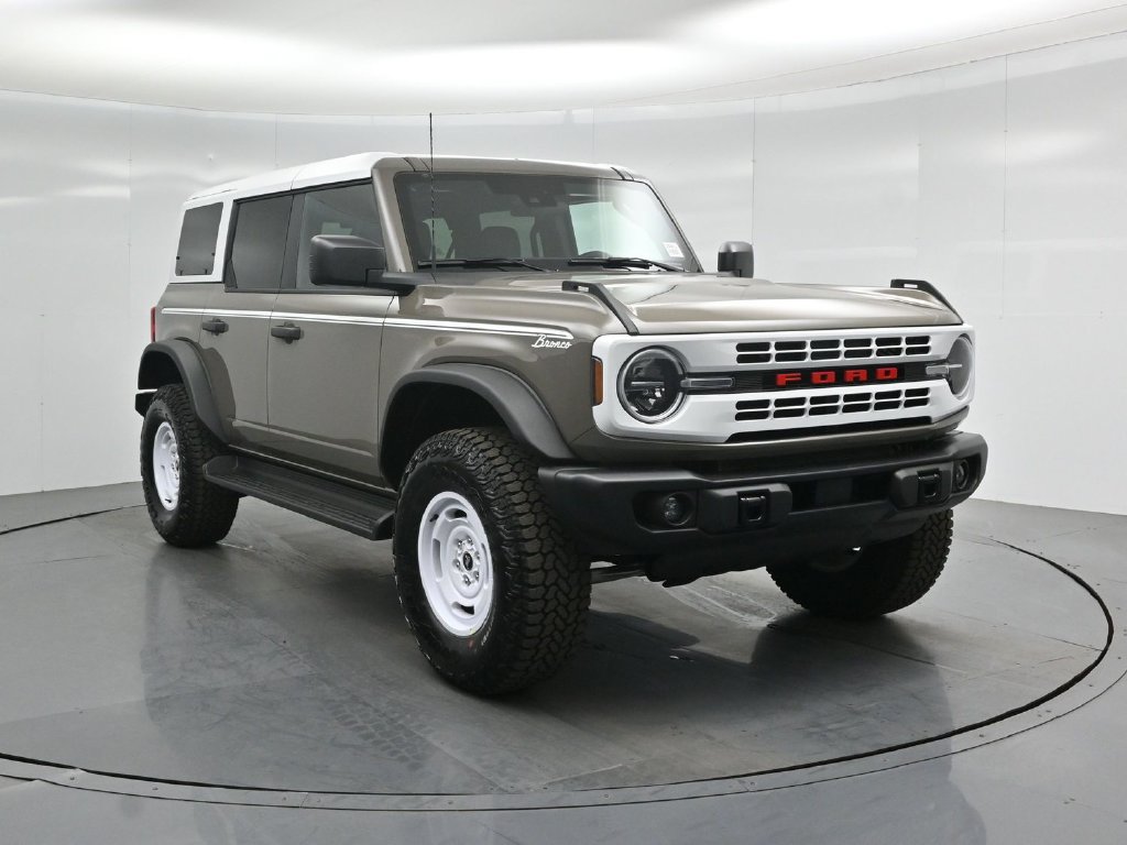 Certified 2026 Ford Bronco Heritage Edition AWD/4WD image 55
