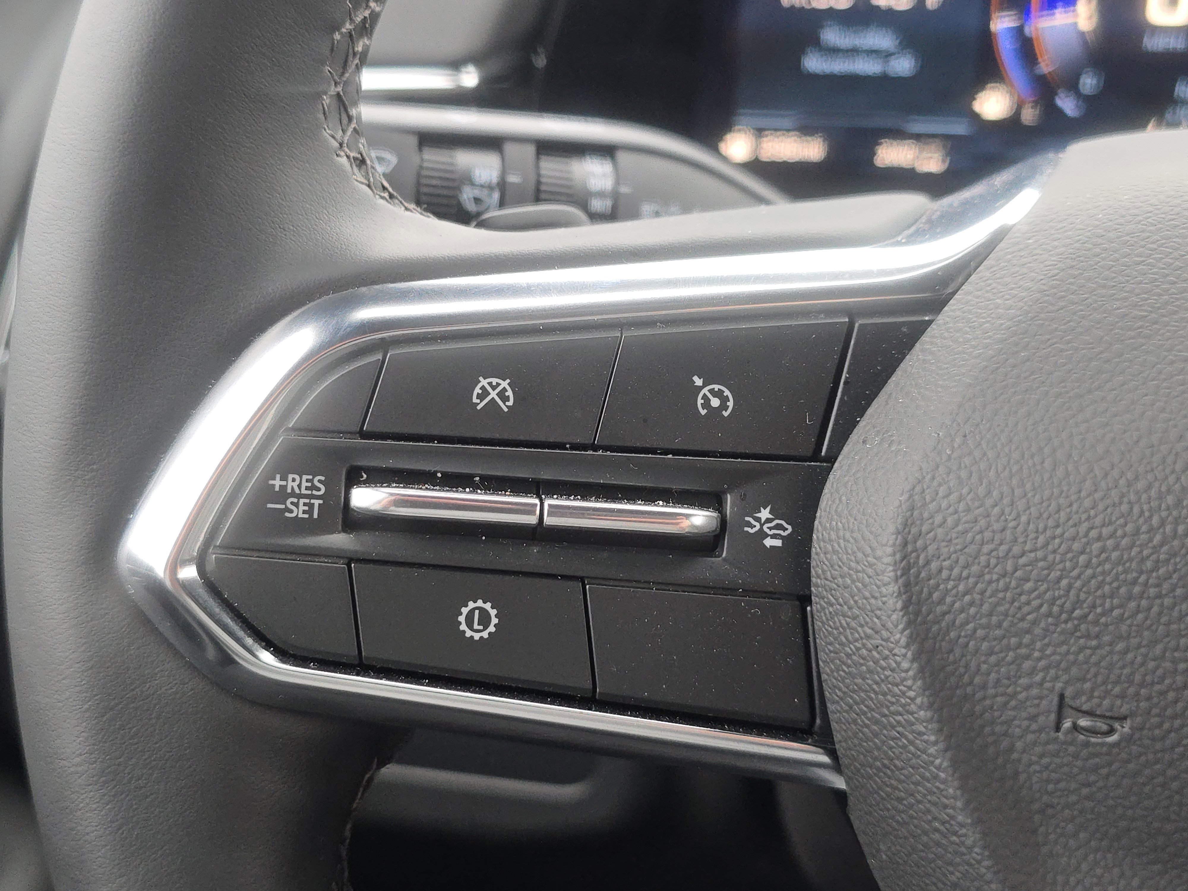 New 2026 Chevrolet Suburban High Country image 30