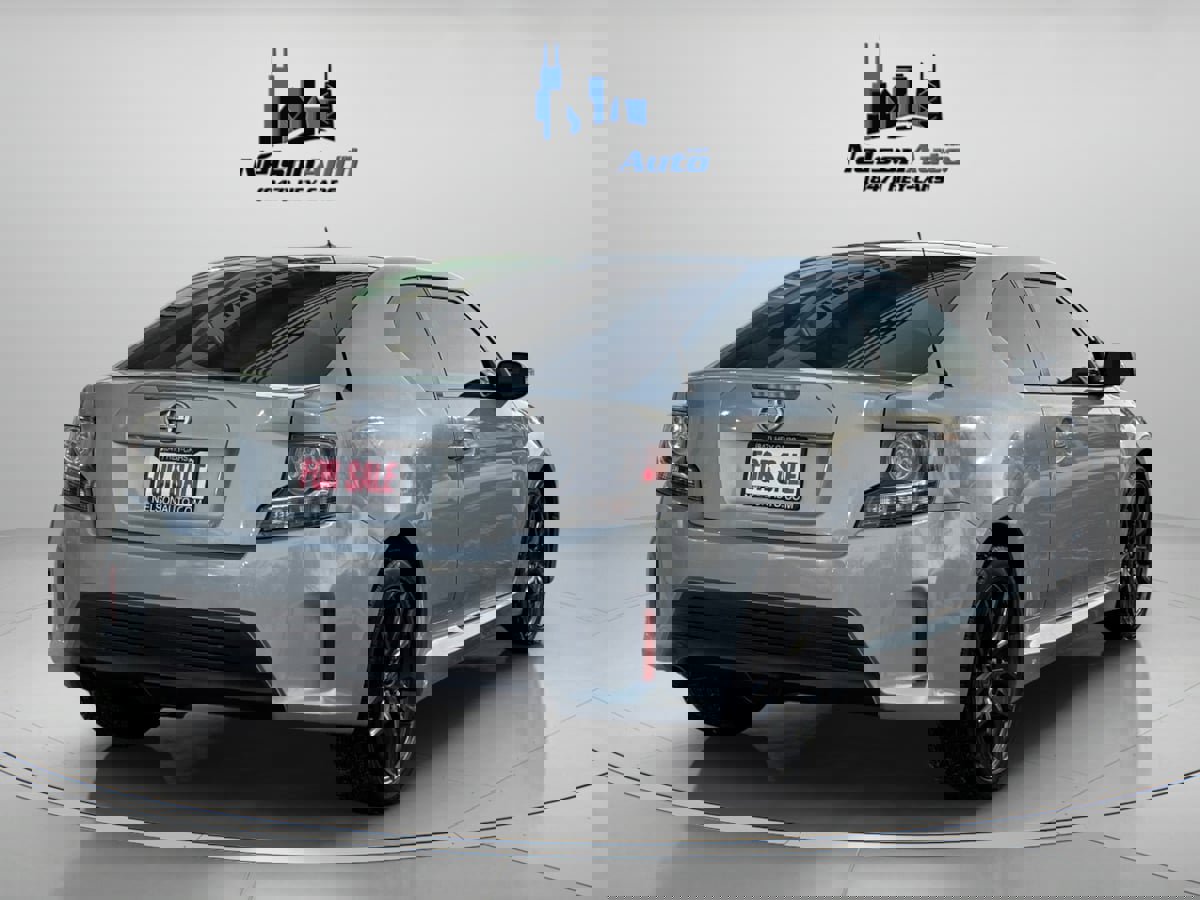 Used 2014 Scion tC 10 Series image 4