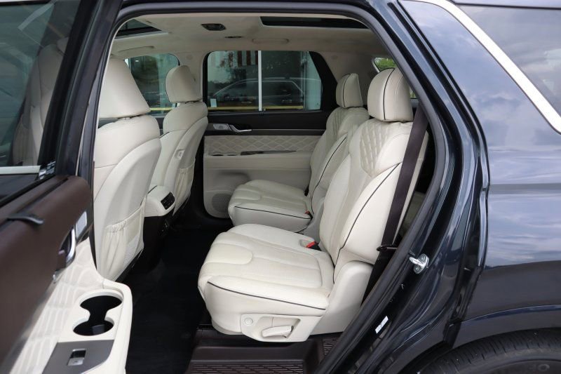 Used 2020 Hyundai Palisade Limited image 16