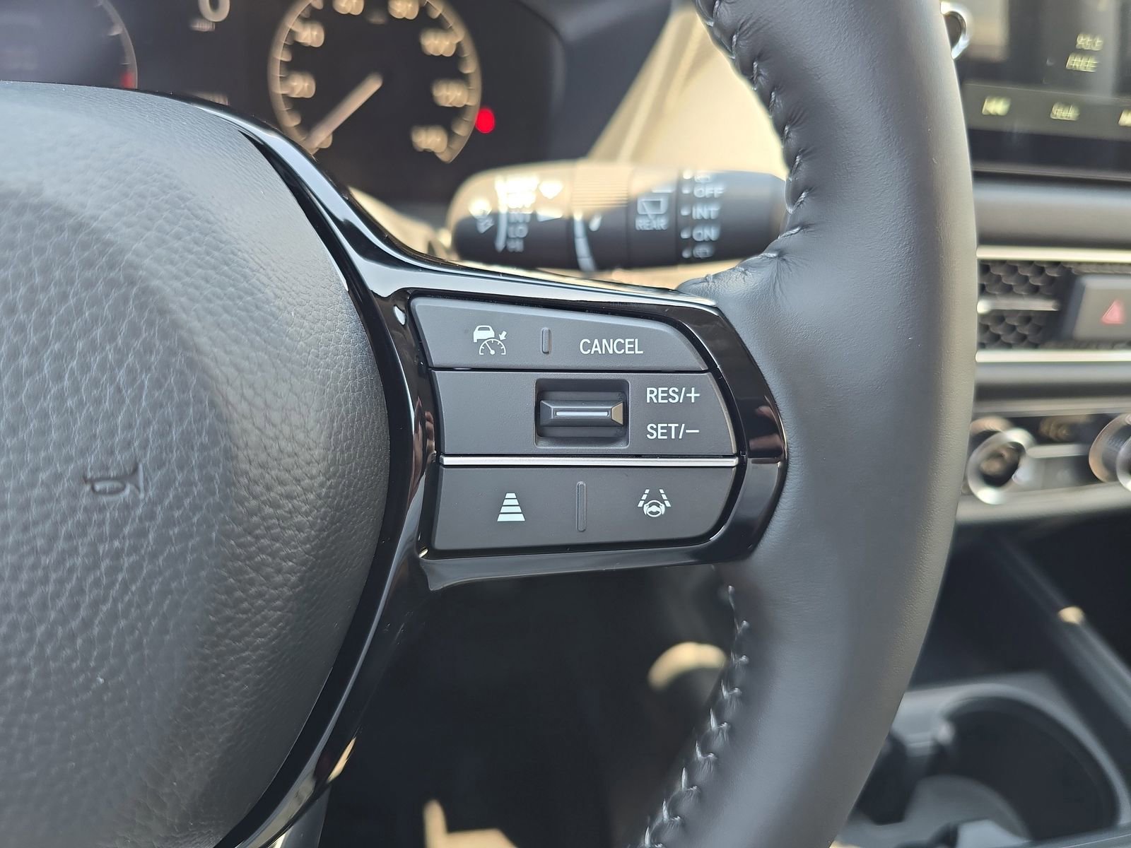 New 2026 Honda HR-V EX-L image 27