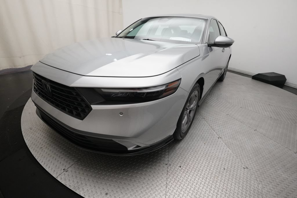 Used 2024 Honda Accord EX-L image 12
