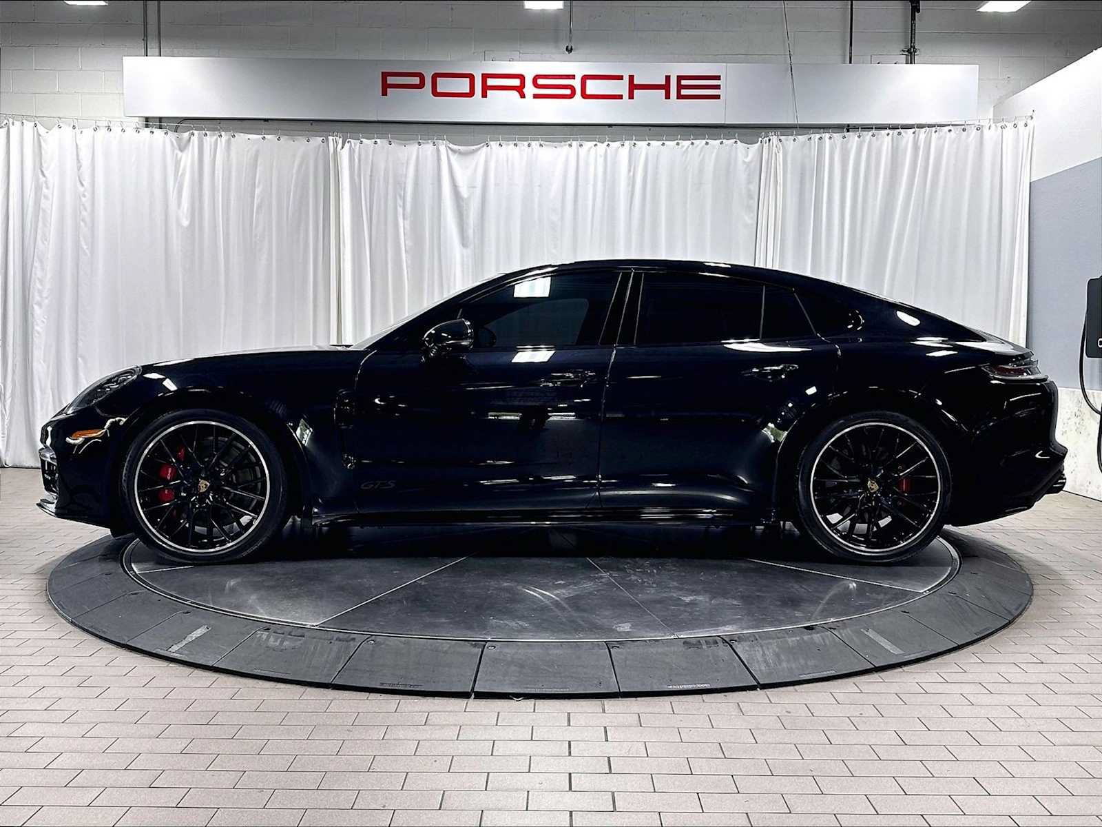 Used 2022 Porsche Panamera GTS AWD/4WD image 2