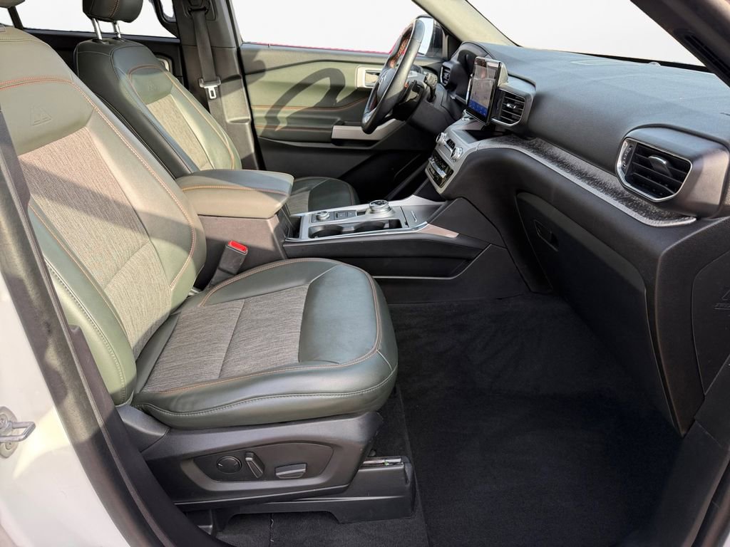 Used 2022 Ford Explorer Timberline w/ Timberline Technology Package image 9