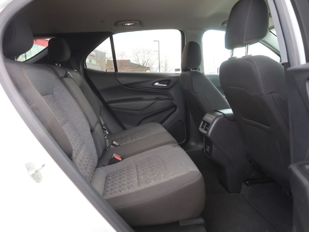 Used 2024 Chevrolet Equinox LT AWD/4WD image 17