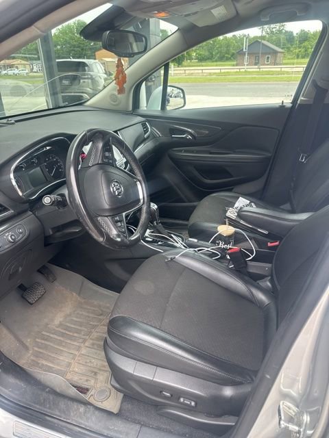 Used 2019 Buick Encore Sport Touring w/ Safety Package FWD image 5