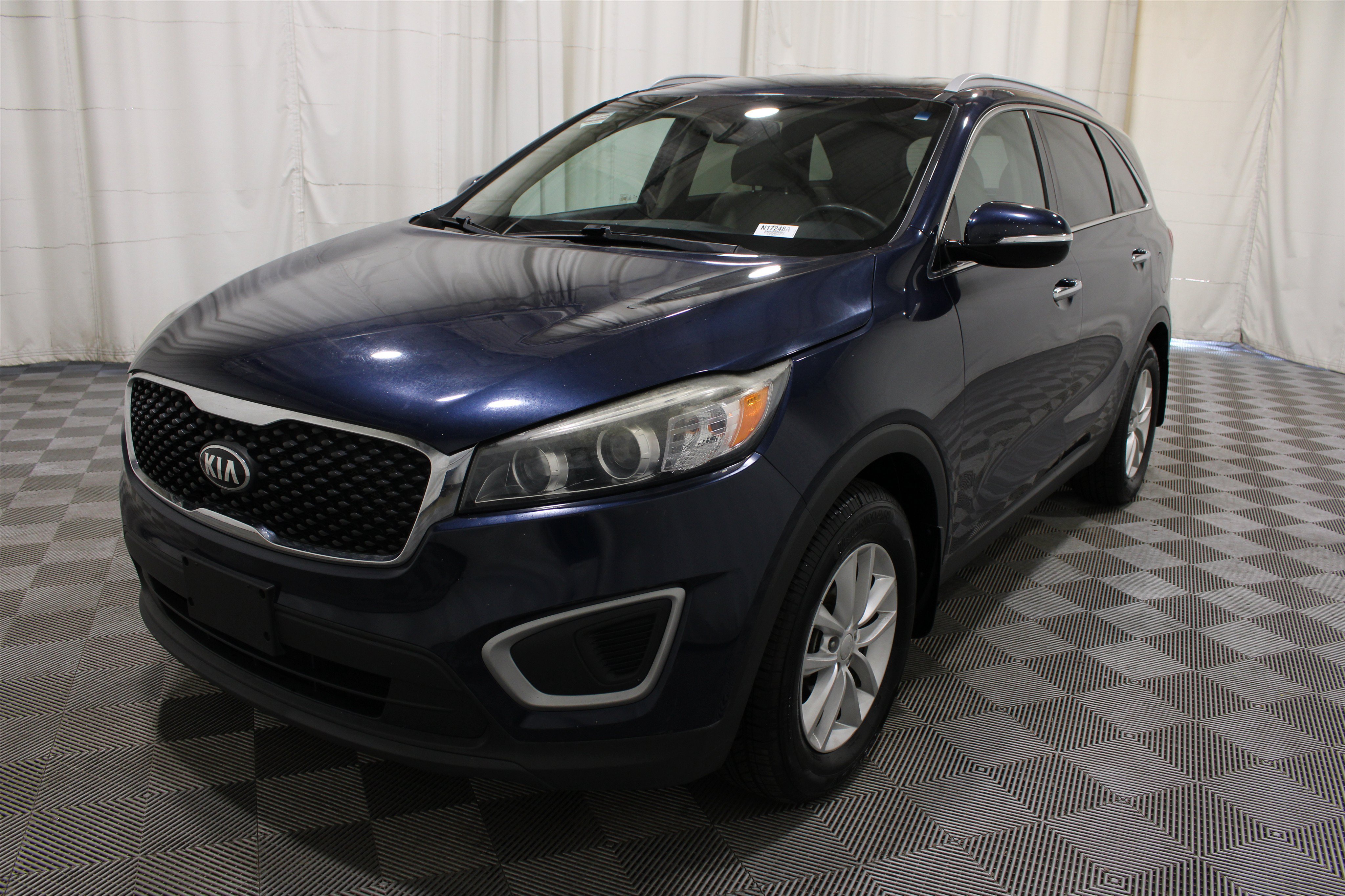 Used 2018 Kia Sorento FWD image 29