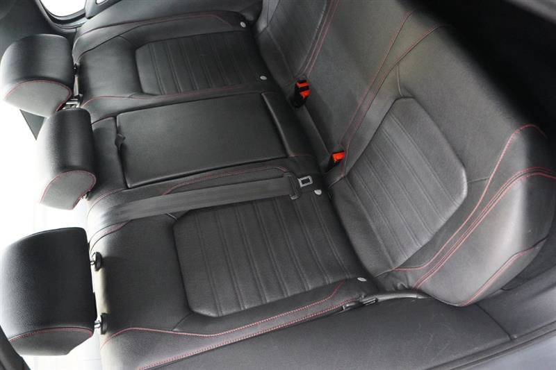 Used 2012 Volkswagen Jetta GLI FWD image 8