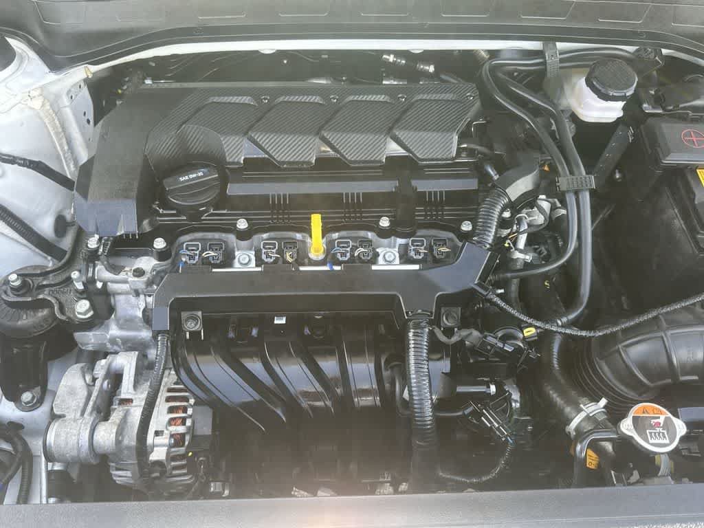 Used 2025 Hyundai Venue SEL FWD image 13