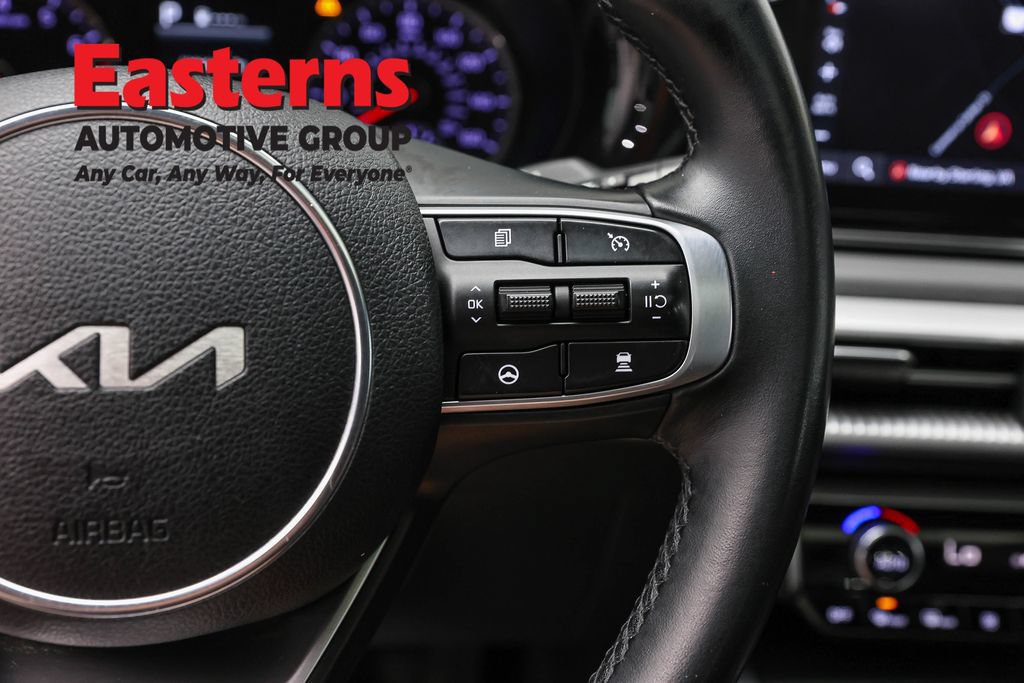 Used 2022 Kia K5 GT-Line w/ GT-Line FWD Premium Package image 18