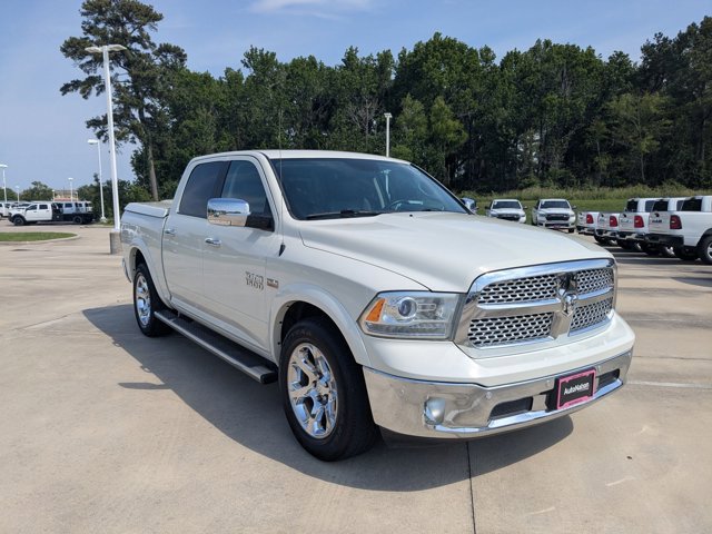 Used 2016 RAM 1500 Laramie w/ Convenience Group RWD image 3