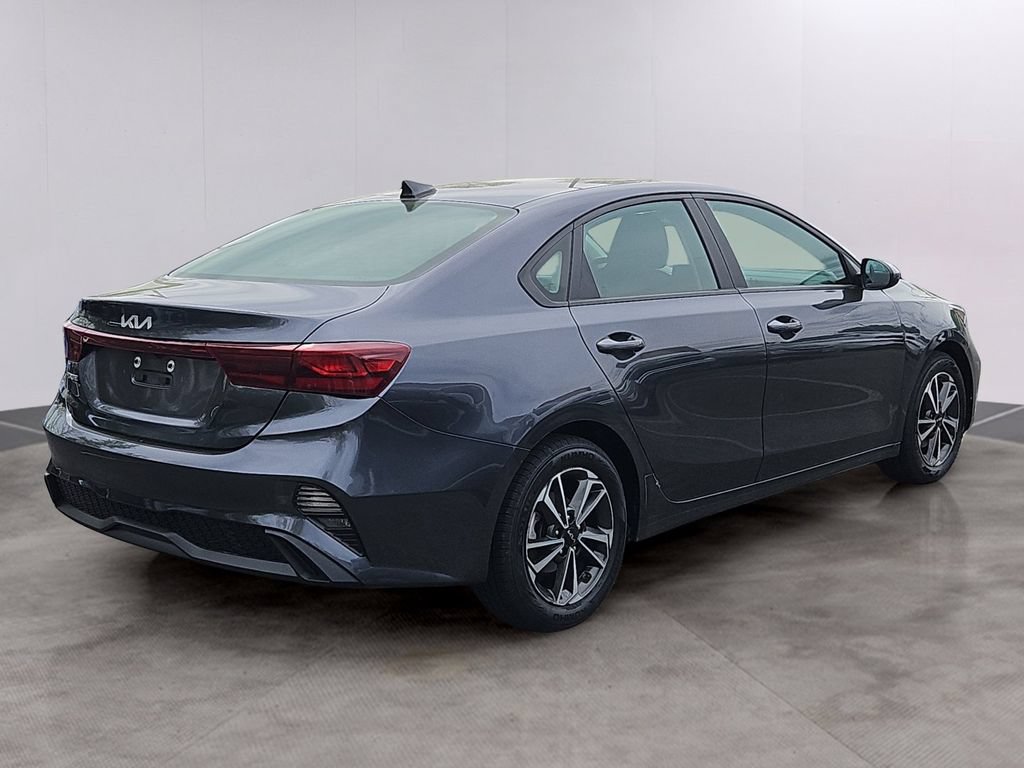 Certified 2023 Kia Forte LXS FWD image 4