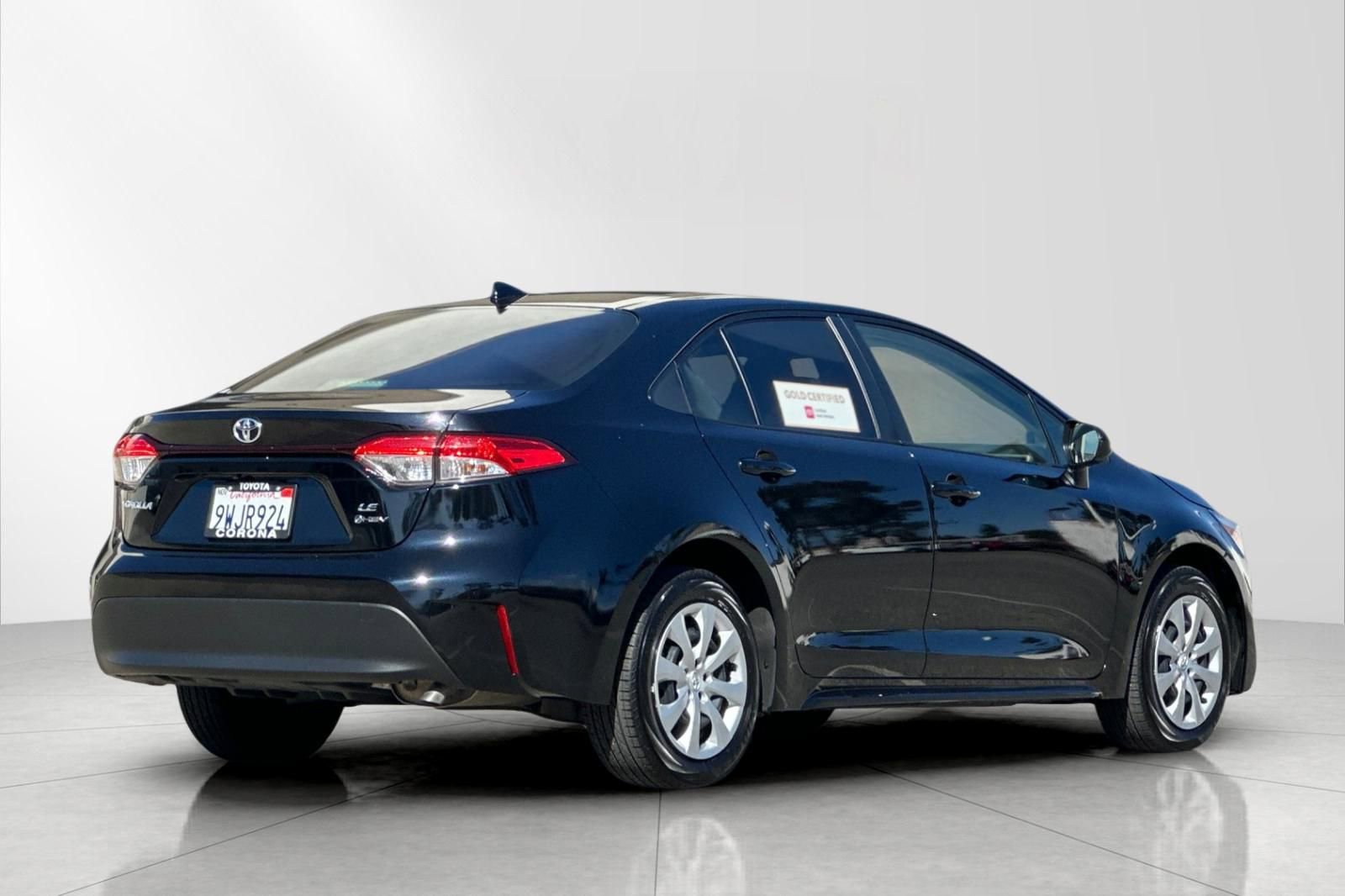 Used 2026 Toyota Corolla LE image 4
