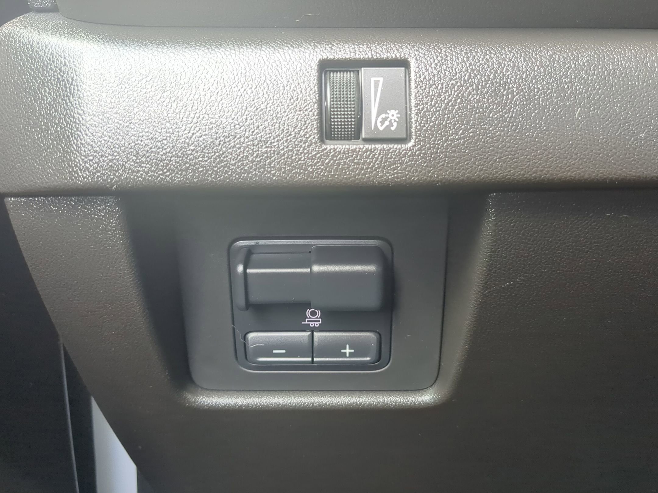 Used 2024 Chevrolet Colorado Trail Boss w/ Technology Package image 21