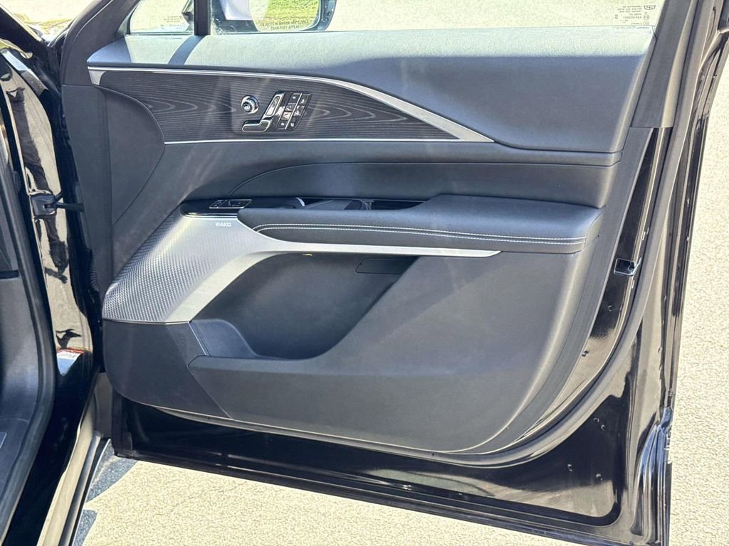 Certified 2025 Cadillac Lyriq Sport w/ LPO, Floor Liner Package AWD/4WD image 26