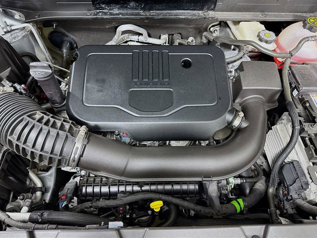 Used 2023 GMC Acadia SLE w/ Driver Convenience Package image 31