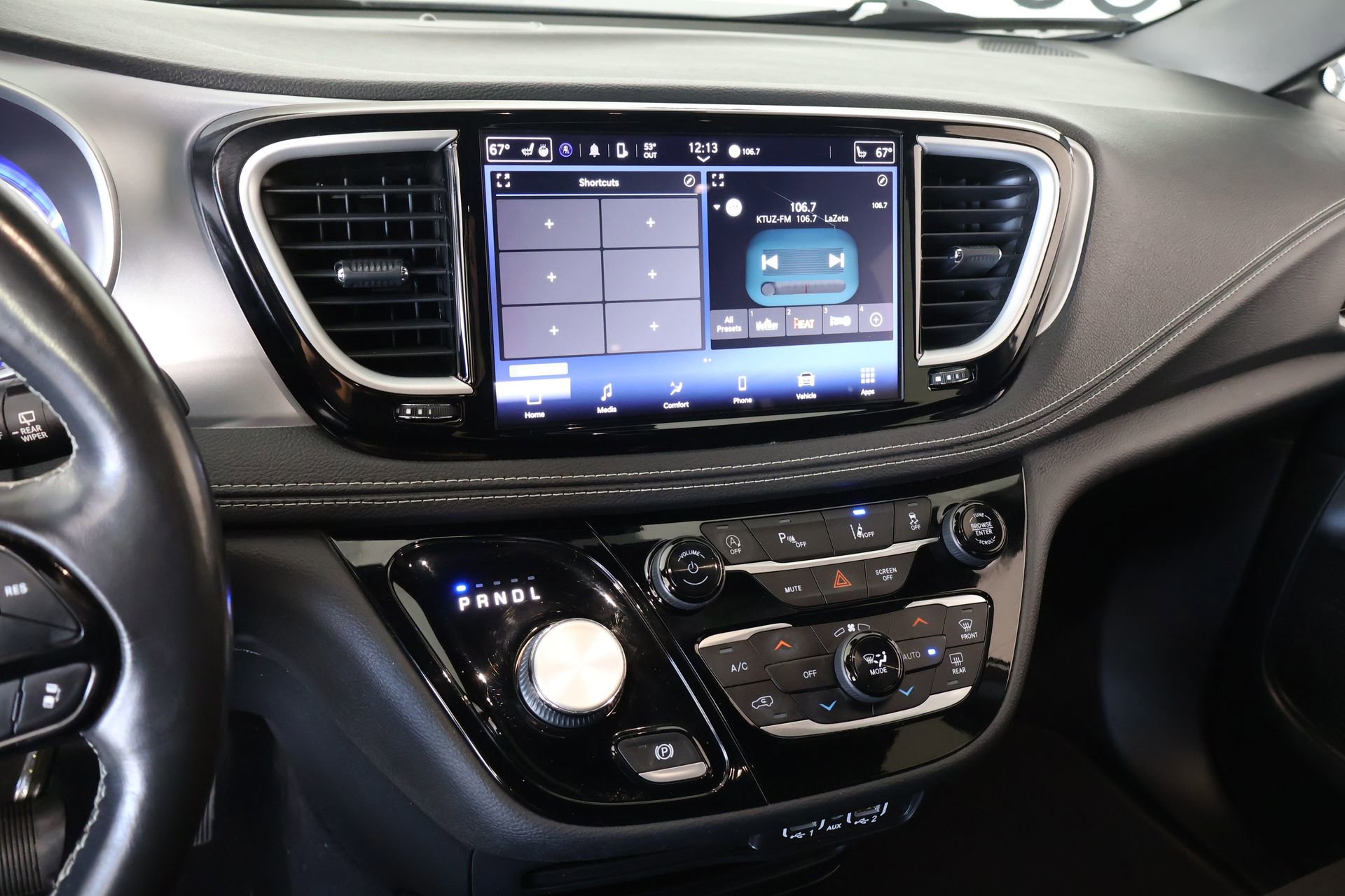 Used 2021 Chrysler Pacifica Touring w/ S Appearance Package image 5