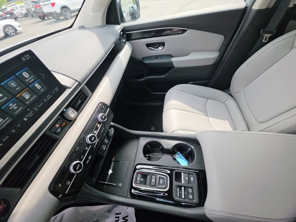 Certified 2025 Honda Pilot EX-L image 22