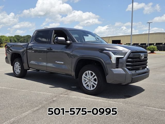 Used 2023 Toyota Tundra SR5 w/ SR5 Convenience Package AWD/4WD image 7