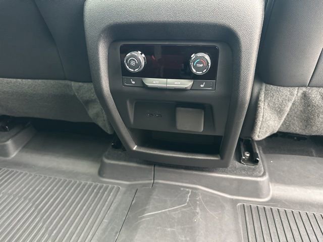 Used 2024 Chevrolet Traverse RS w/ LPO, Floor Liner Package image 49