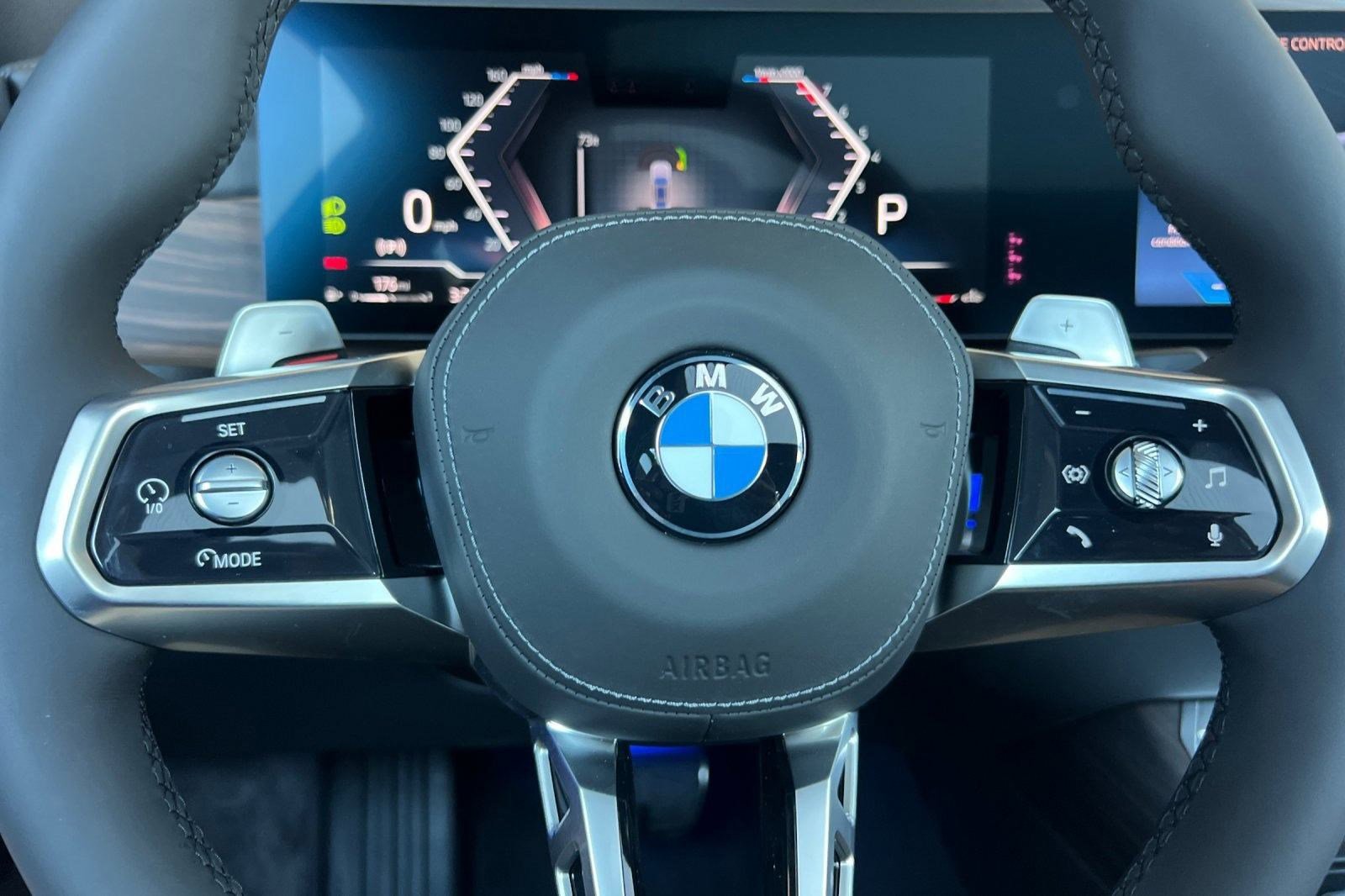 New 2025 BMW 740i image 16