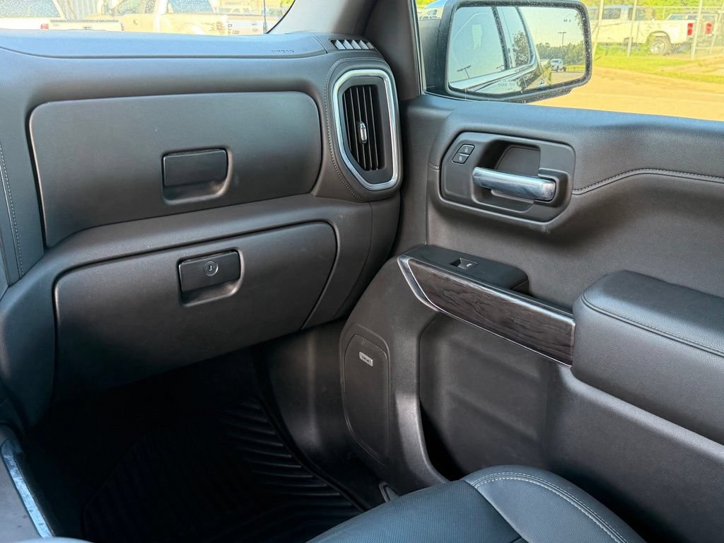 Used 2022 Chevrolet Silverado 1500 LTZ w/ LTZ Convenience Package II AWD/4WD image 23