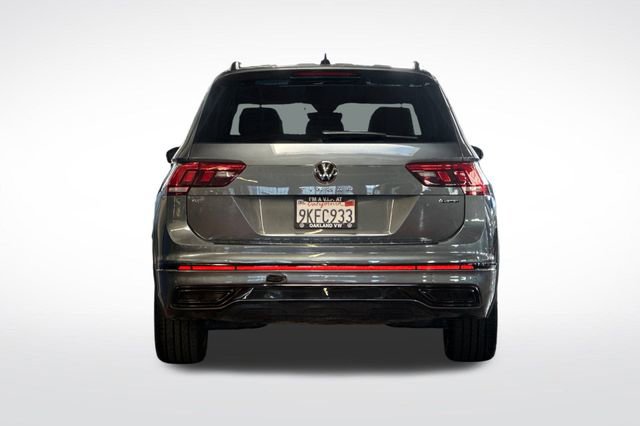 Certified 2024 Volkswagen Tiguan SE R-Line AWD/4WD image 6