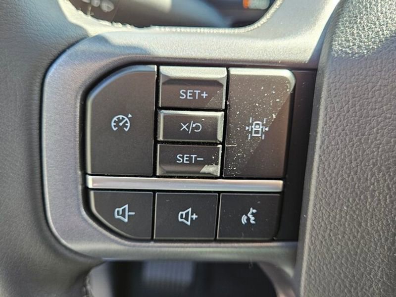 New 2025 Ford F150 Lightning XLT image 29