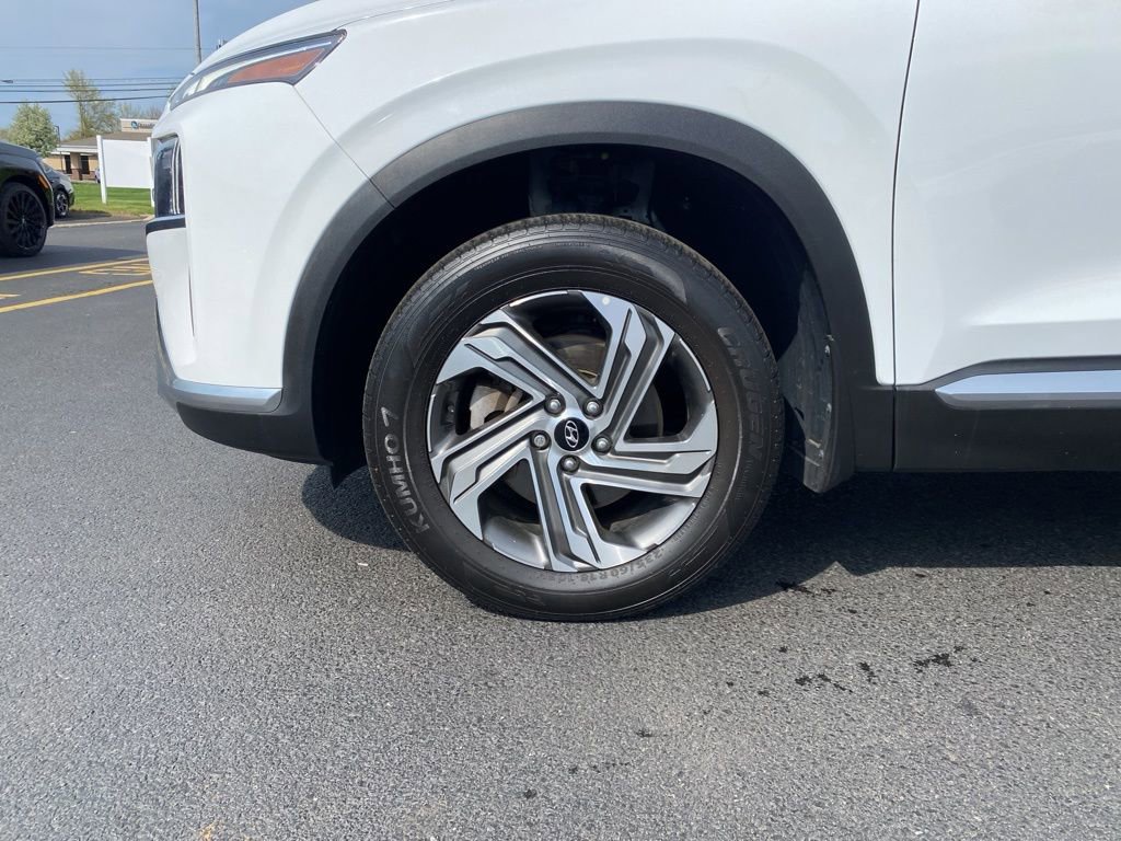 Certified 2023 Hyundai Santa Fe SEL w/ Premium Package image 9