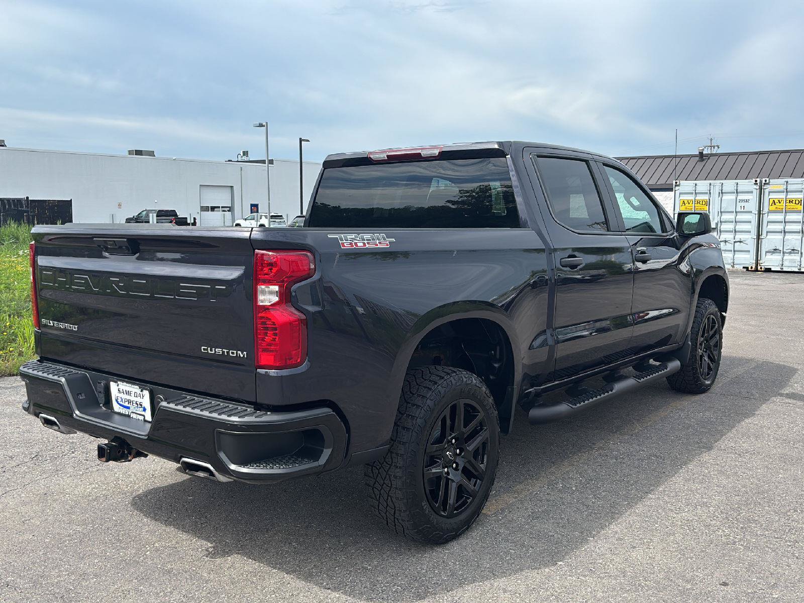 Used 2024 Chevrolet Silverado 1500 Custom Trail Boss AWD/4WD image 7