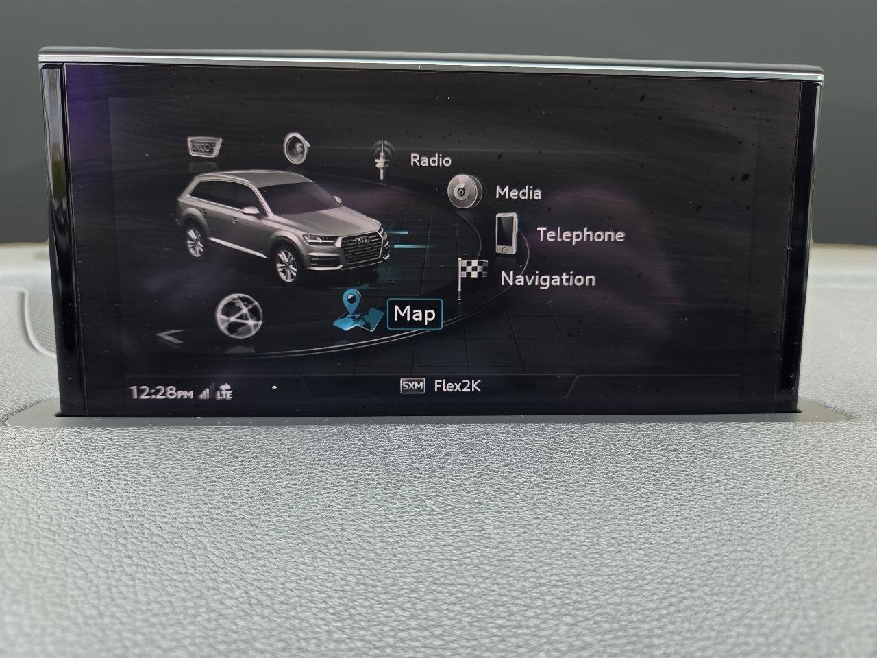 Used 2018 Audi Q7 2.0T Premium Plus w/ Premium Plus Package AWD/4WD image 25