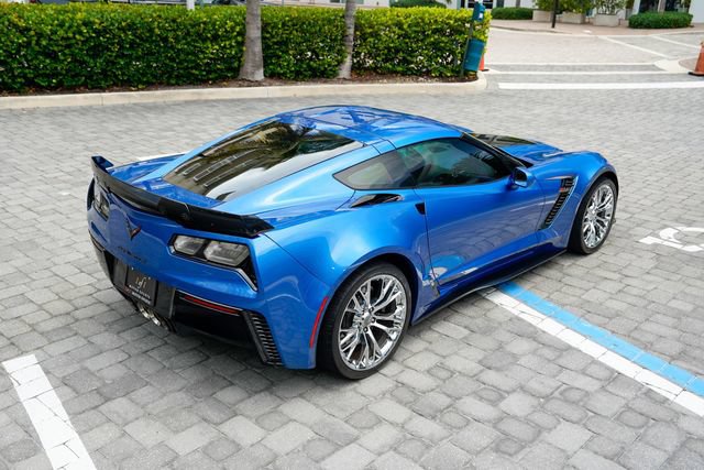 Used 2016 Chevrolet Corvette Z06 w/ 3LZ Preferred Equipment Group RWD image 30