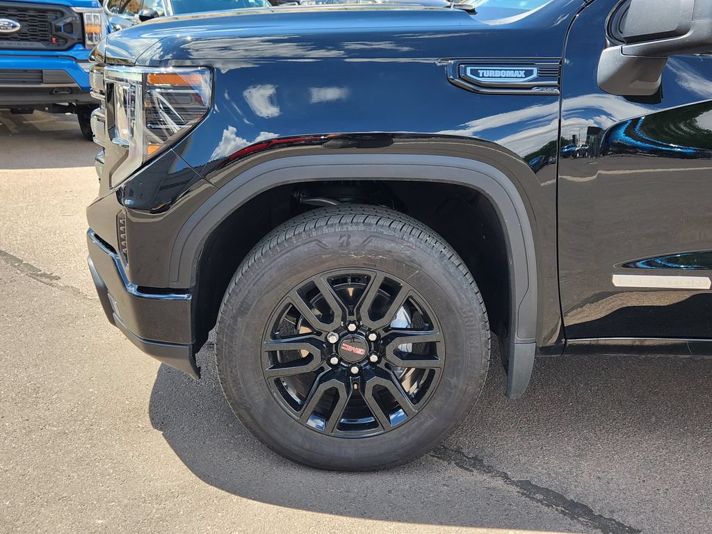 Used 2026 GMC Sierra 1500 Elevation AWD/4WD image 9