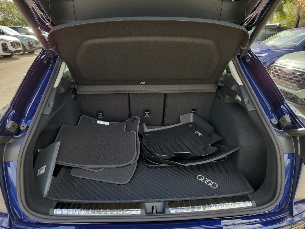 New 2026 Audi Q3 quattro 2.0T AWD/4WD image 30