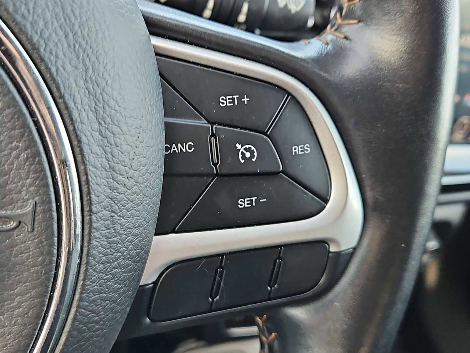 Used 2020 Jeep Compass Limited image 26