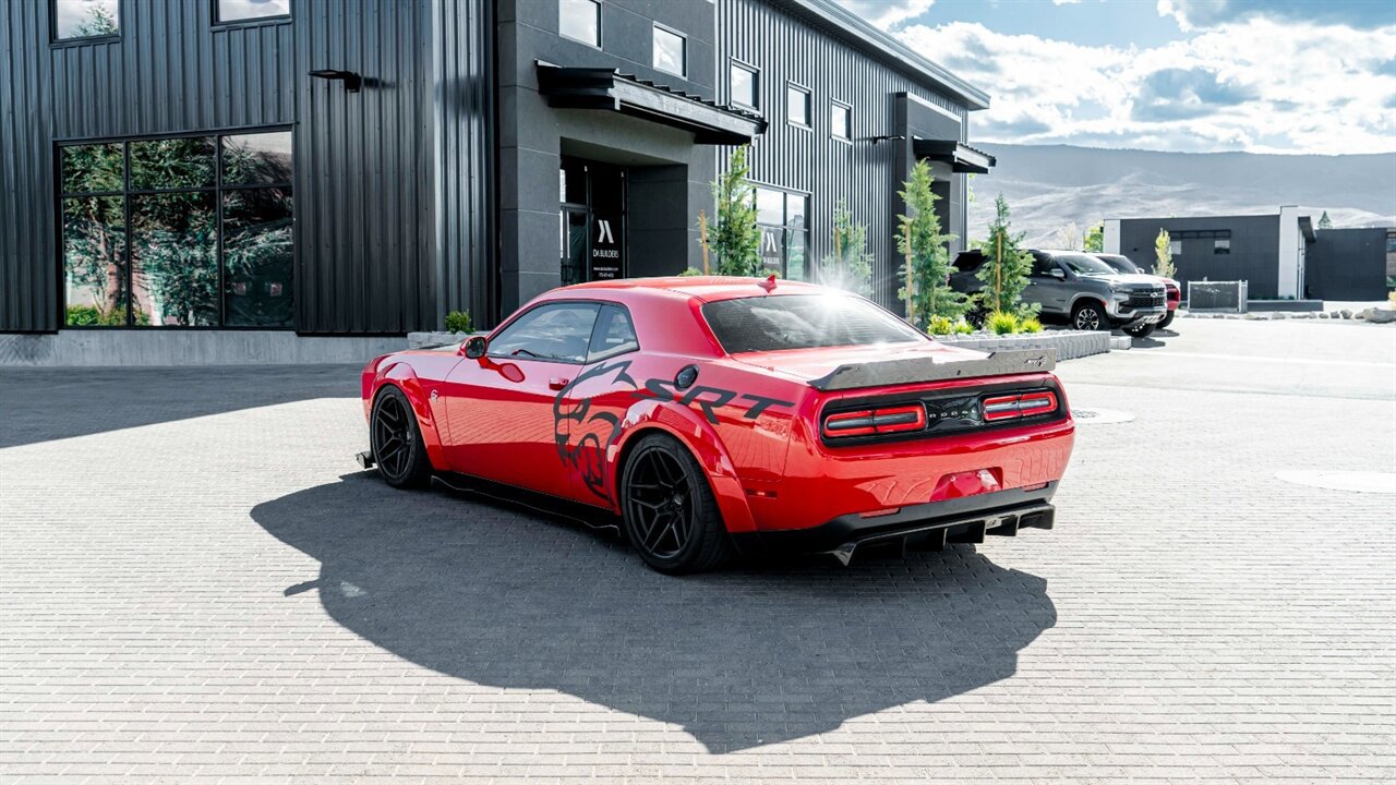 Used 2018 Dodge Challenger SRT Hellcat RWD image 8
