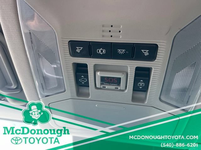 Used 2019 Toyota RAV4 Limited AWD/4WD image 22