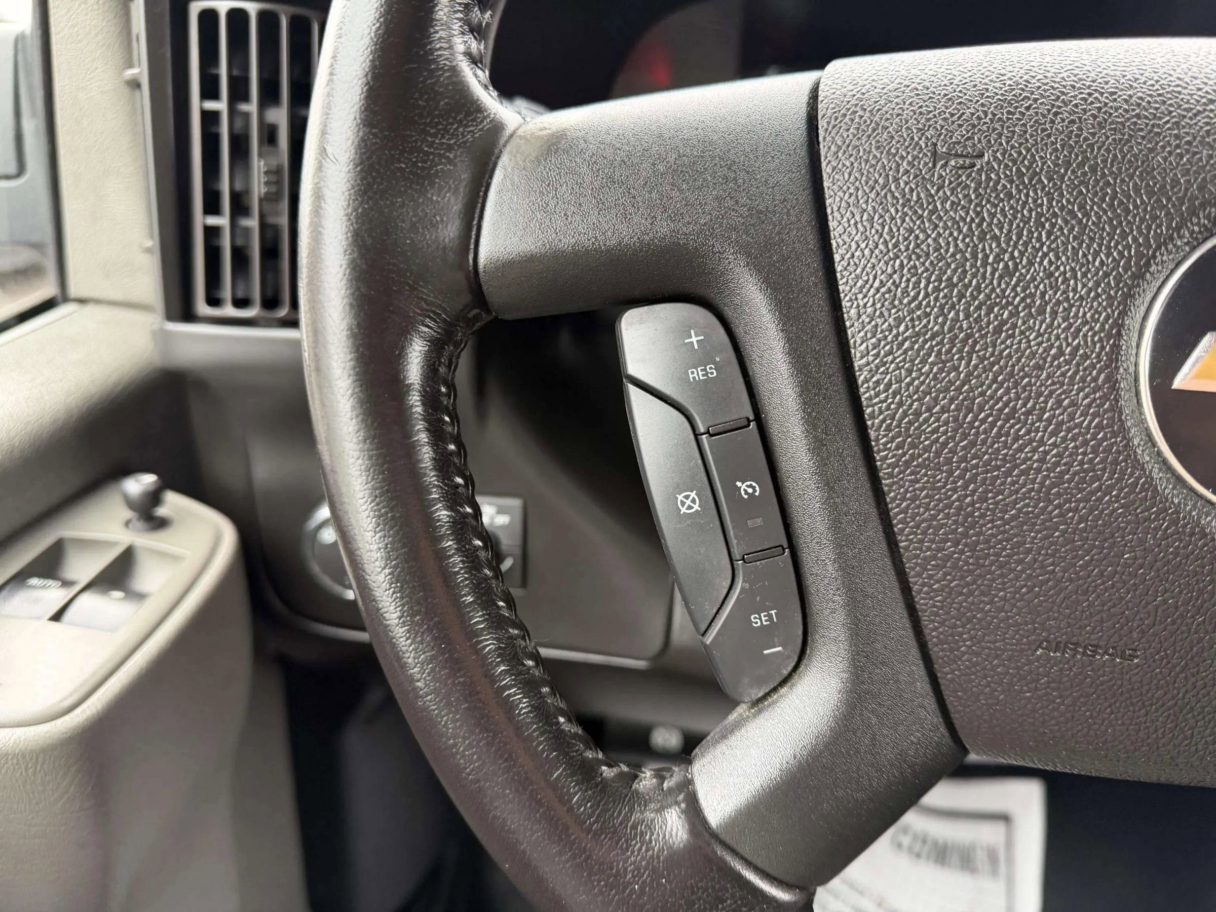 Used 2021 Chevrolet Express 2500 w/ Driver Convenience Package image 21