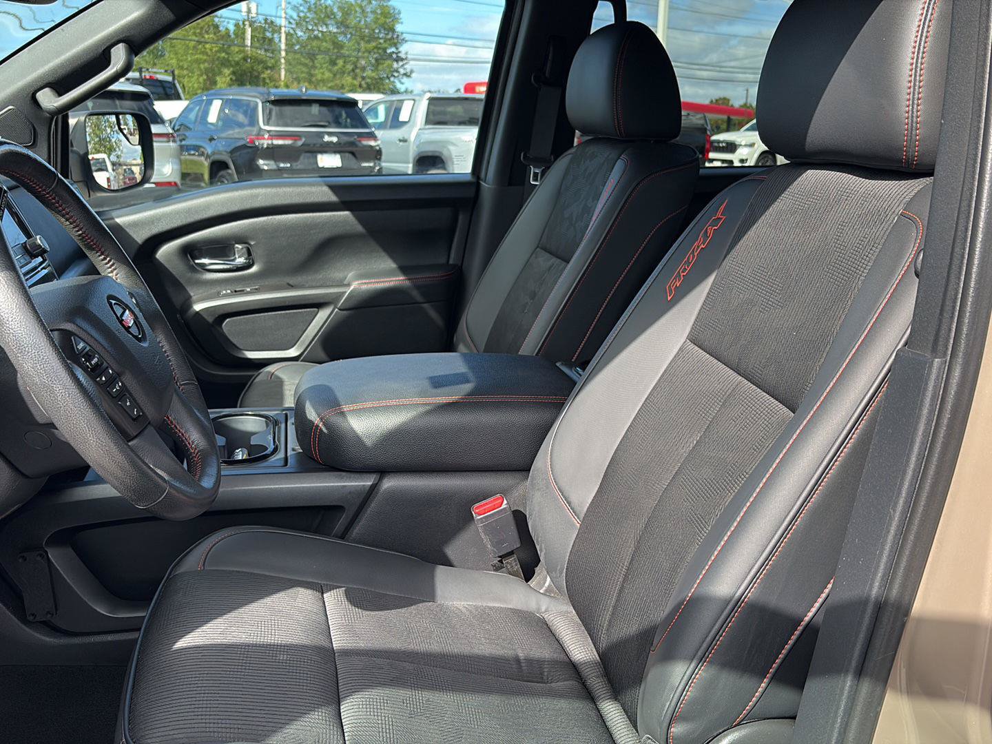 Used 2020 Nissan Titan PRO-4X w/ Pro-4x Utility Package AWD/4WD image 16
