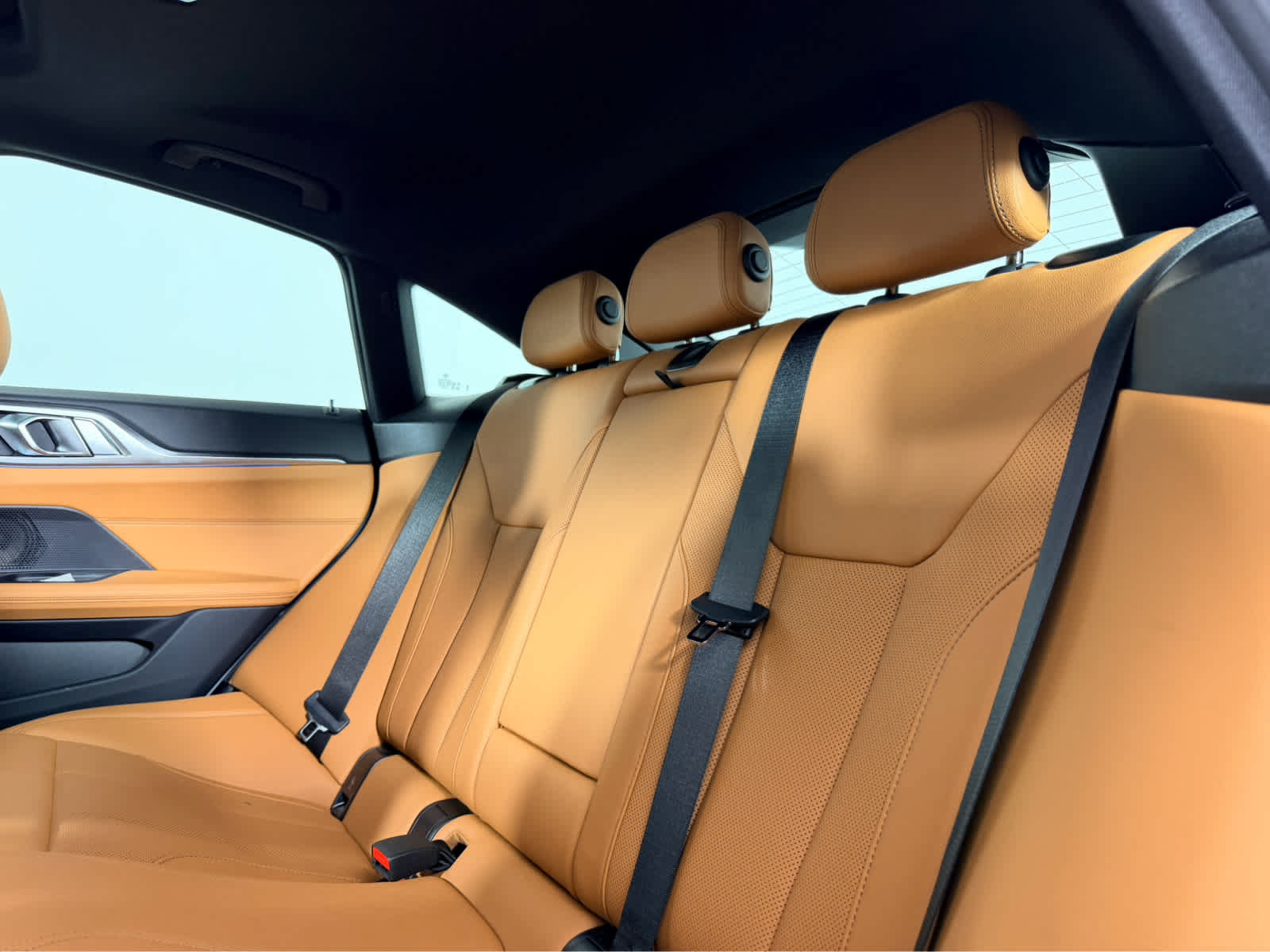 Used 2023 BMW i4 eDrive35 RWD image 15