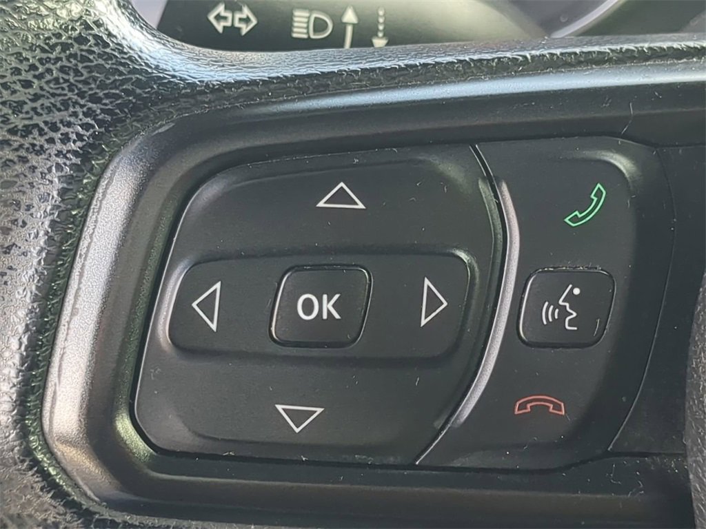 Used 2018 Jeep Wrangler Unlimited Sport image 22