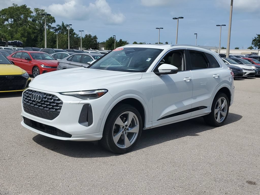 Certified 2025 Audi Q5 Premium w/ Premium Plus AWD/4WD image 9