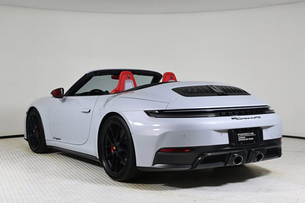 Used 2026 Porsche 911 Carrera 4 GTS AWD/4WD image 3