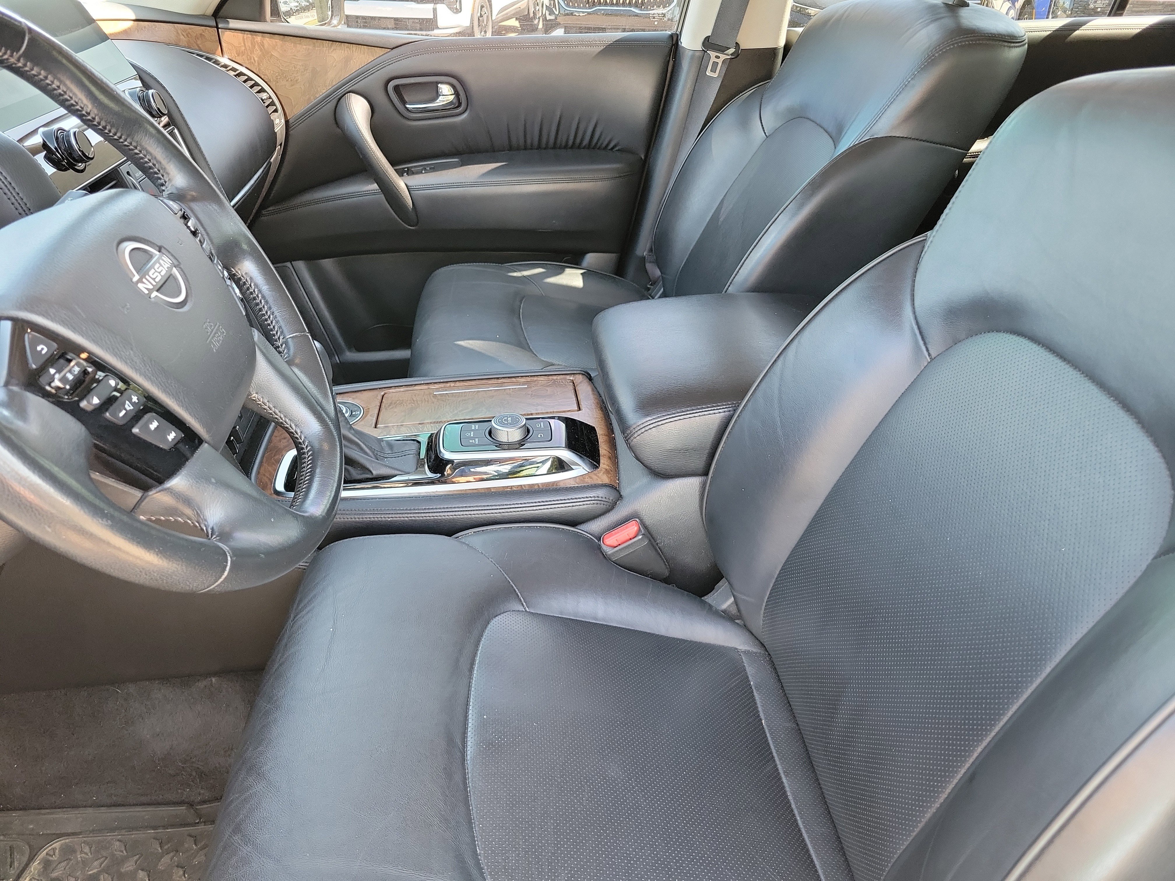 Used 2021 Nissan Armada SL w/ Captain's Chairs Package image 3