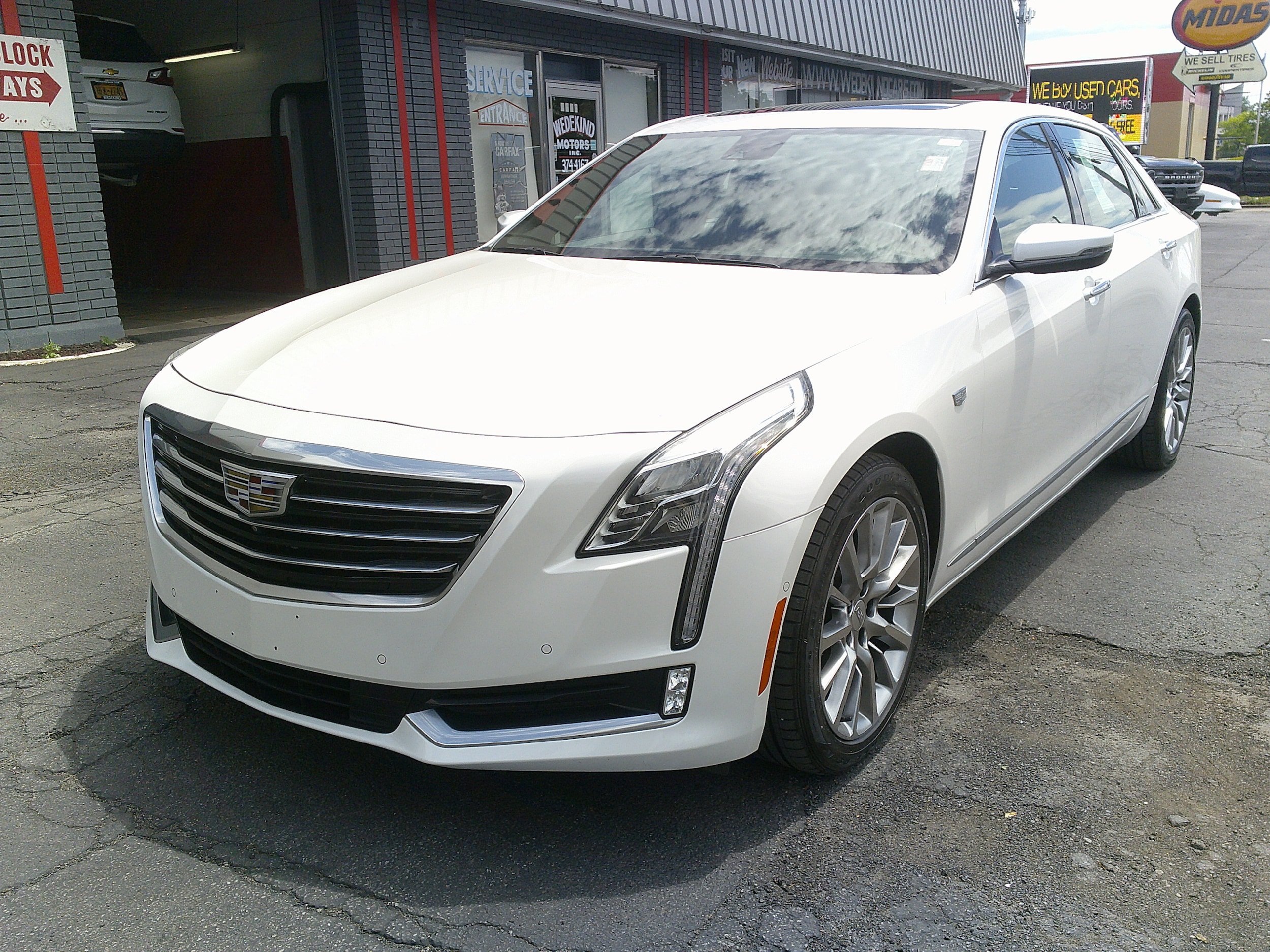 Used 2017 Cadillac CT6 Premium Luxury w/ Driver Assist Package AWD/4WD image 3